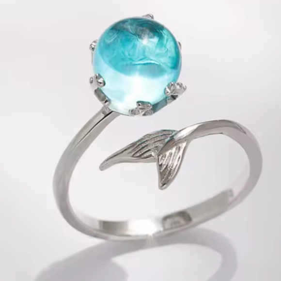 NWOT Mermaid Bubble Ring - Picture 1 of 3